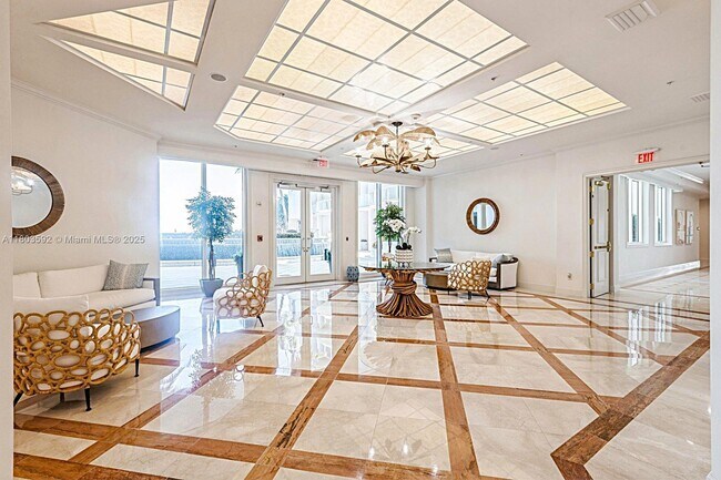 Building Photo - 4600 N Ocean Dr