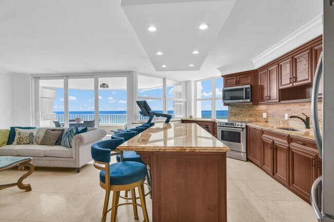 Building Photo - 1340 S Ocean Blvd