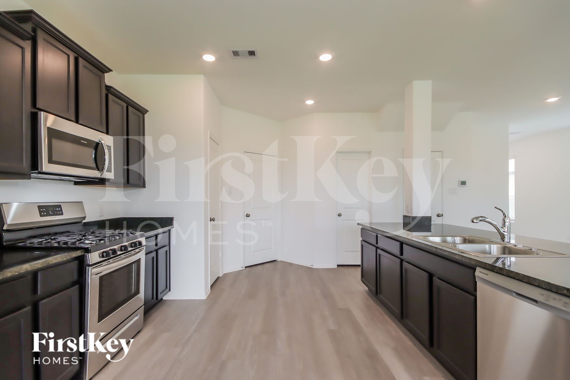 Building Photo - 18940 Caney Frst Dr