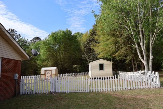 Building Photo - 101 Stanley Dr