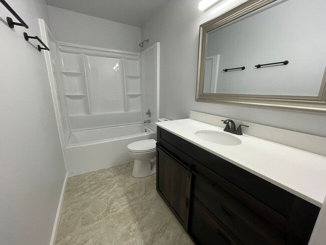 Building Photo - New Energy Efficient Constuction!