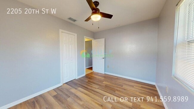 Building Photo - 2205 20th St W