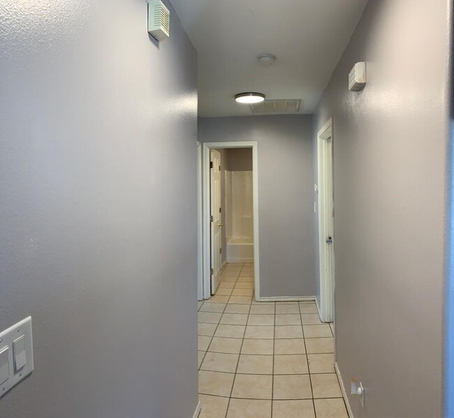 Building Photo - 3708 W Sarah Evans St