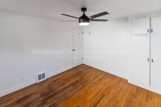 Building Photo - 4614 N Whitehouse St