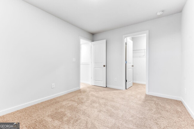 Building Photo - 1105 Holland Rose Dr