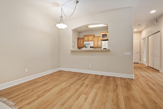 Building Photo - 4101 Crittenton Ln