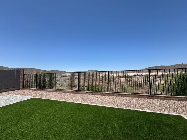 Building Photo - BRAND NEW 4 BEDROOM IN NORTHPOINTE