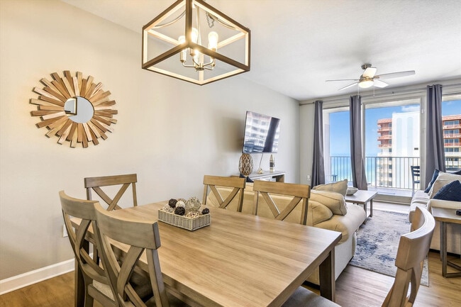 Building Photo - 104 Gulfside Ct