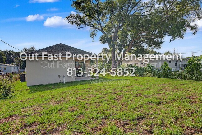 Building Photo - 1803 Venus St