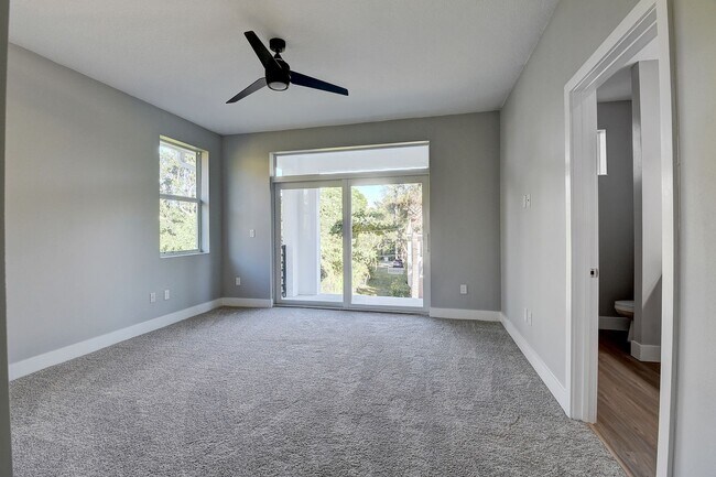 Building Photo - Frederick Isles Townhomes - Delray Beach