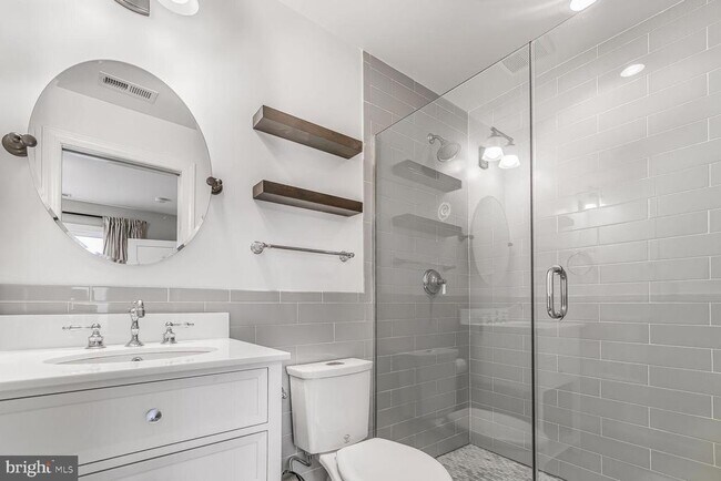 Building Photo - 1514 8th St NW