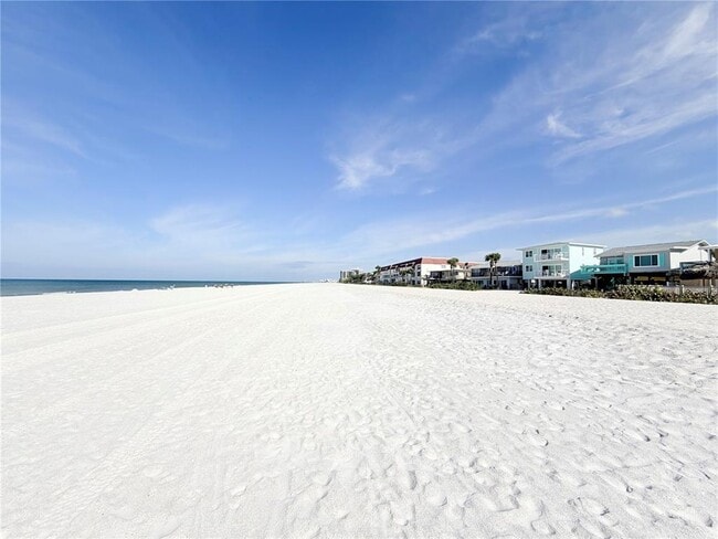 Building Photo - 2513 Gulf Blvd