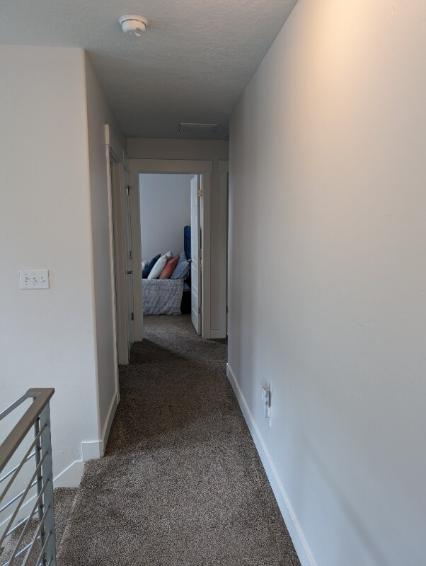 Building Photo - 10617 Topview Rd