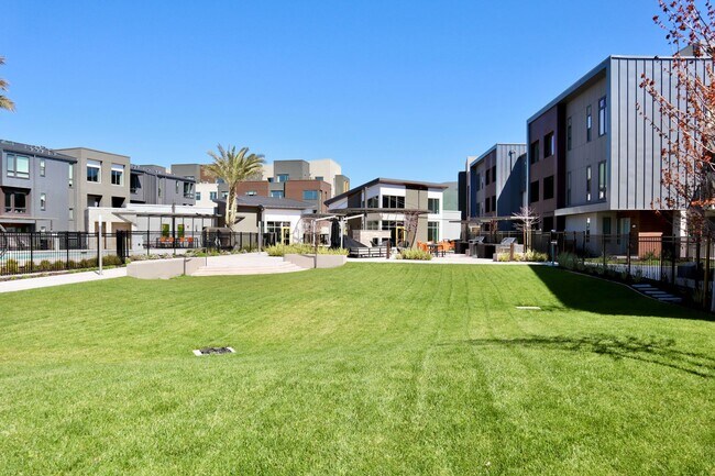 Building Photo - Modern 3-Bed Condo Near Warm Springs/South Fremont BART Station