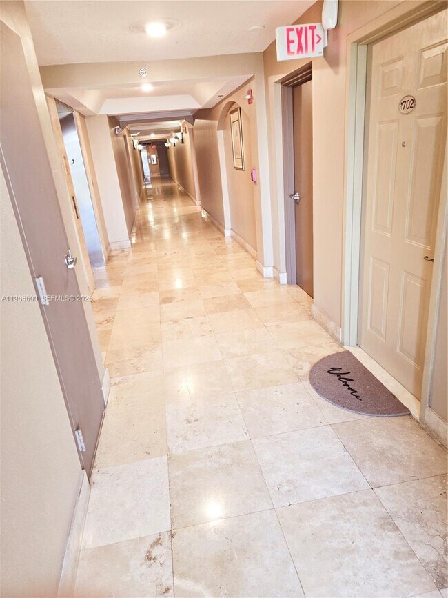 Building Photo - 1650 Coral Wy