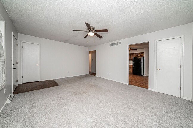 Building Photo - 1107 S Jackson St