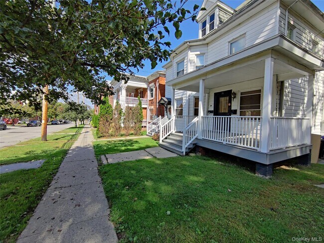 Primary Photo - 78 S Hamilton St