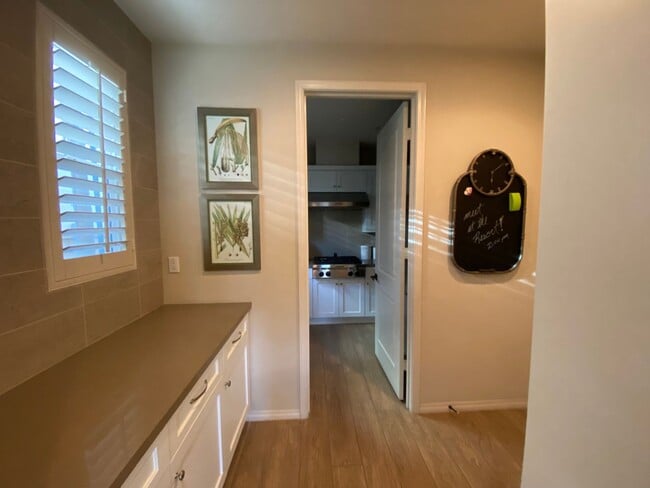 Building Photo - Exceptional Remodeled & Professionally Fur...