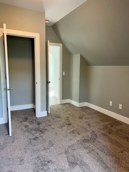 Building Photo - Whitesand Property Management