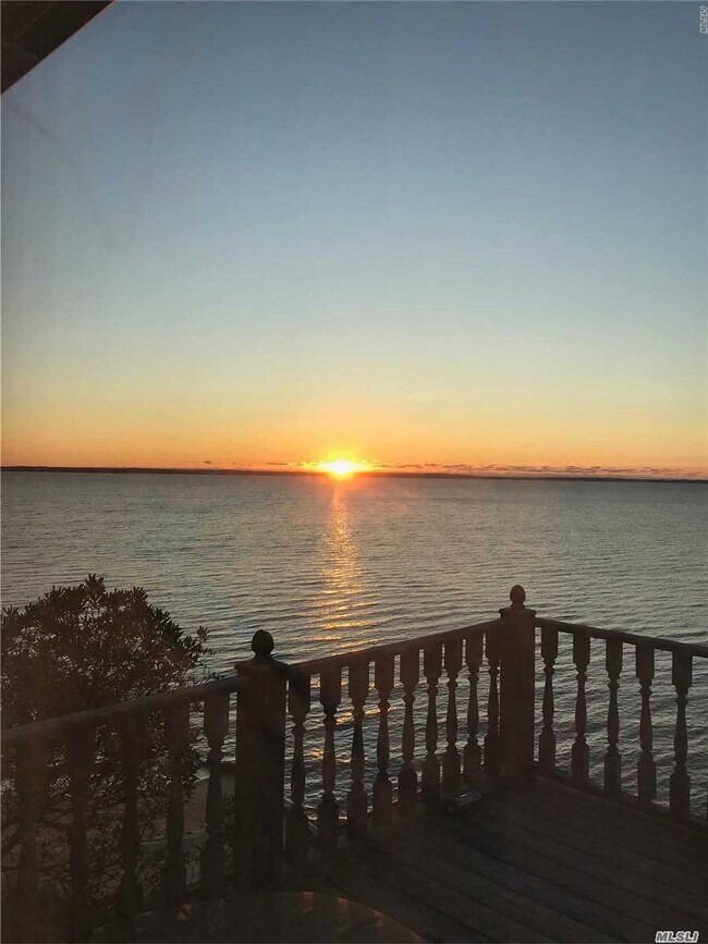 Building Photo - 4170 Peconic Bay Blvd
