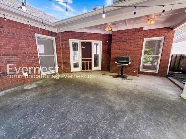 Building Photo - 1200 Berwick Rd