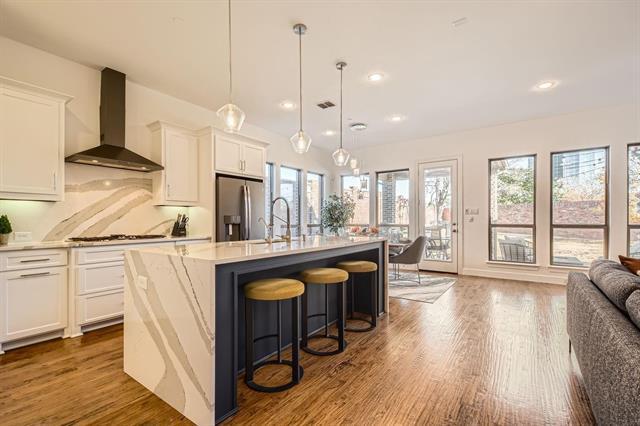 Building Photo - 4804 Sawgrass Ct
