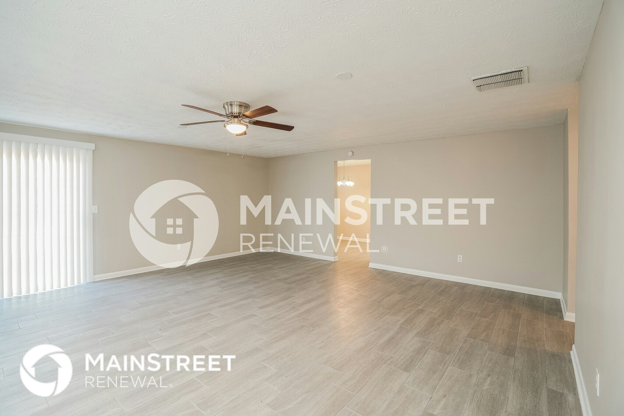 Building Photo - 970 Dostie Cir