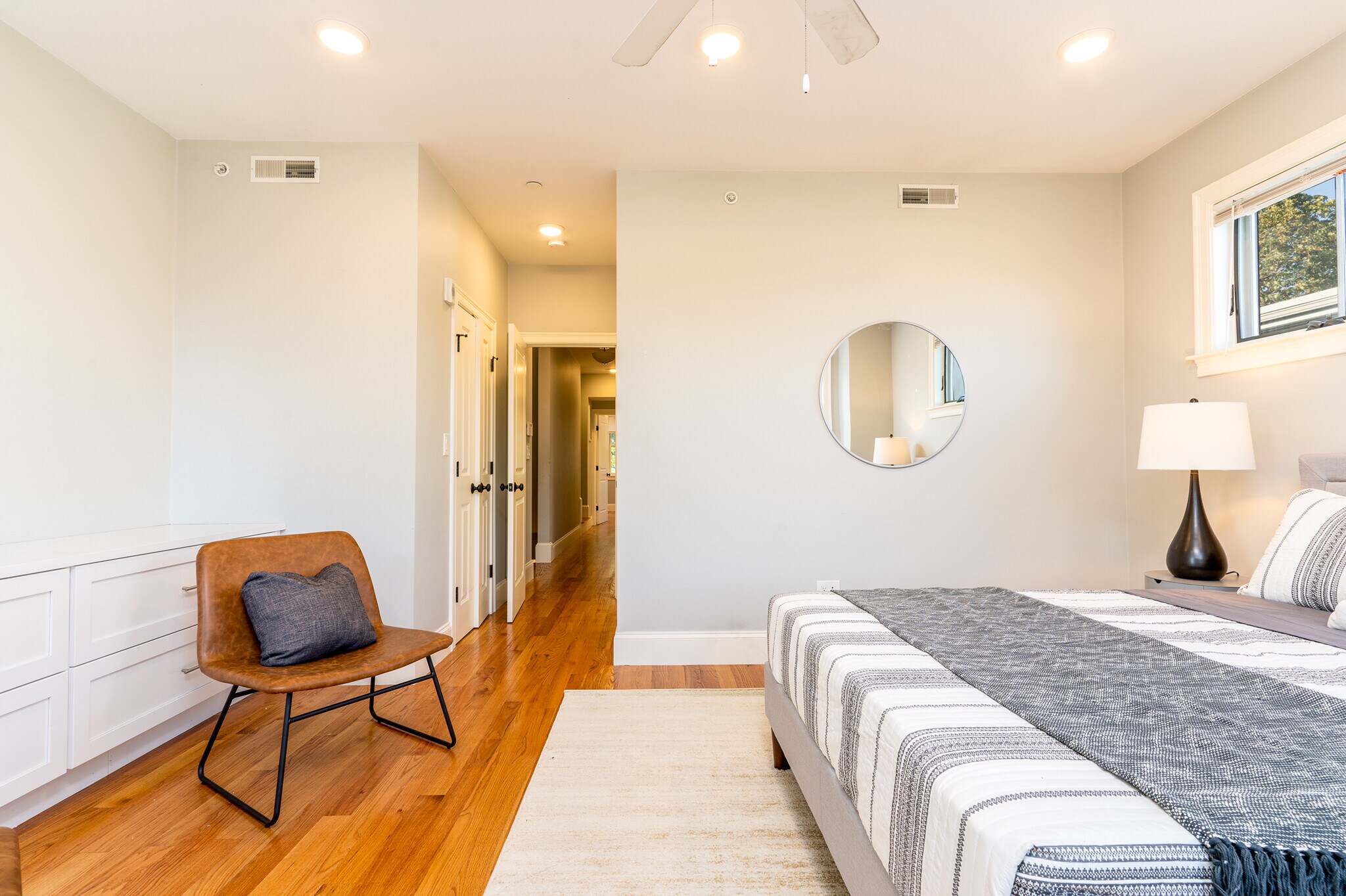 Building Photo - 2767 Washington St