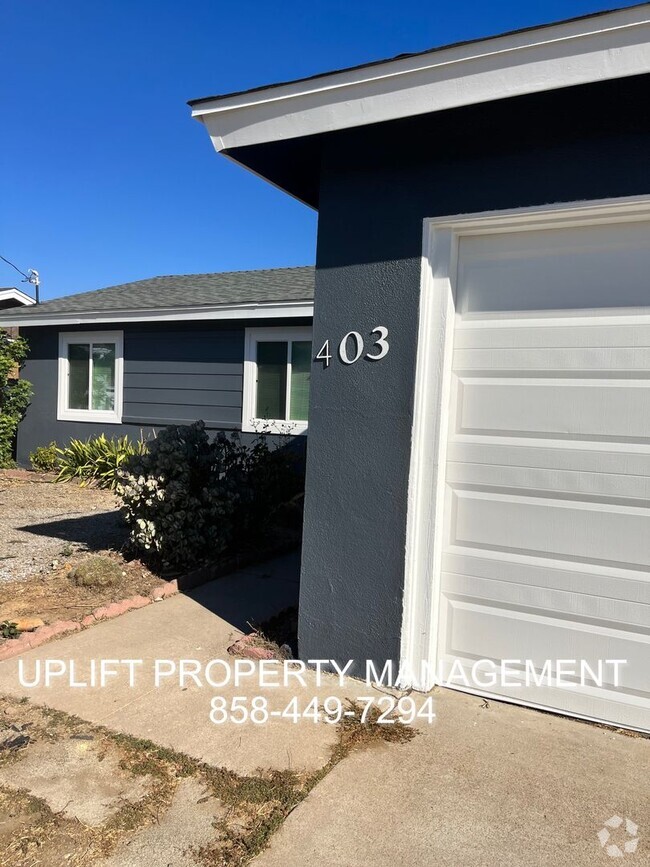 Building Photo - 3-Bedroom, 2-Bathroom w/ Garage and Large ...