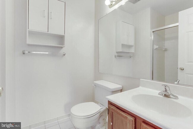 Building Photo - 7170 Westfield Ct