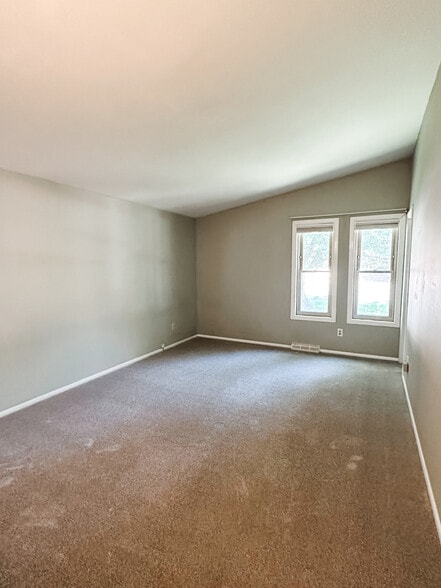Primary Bedroom (main level) - 756 S Bristol St