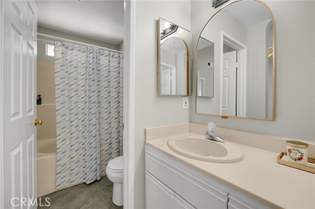 Building Photo - 331 E Phillips Blvd