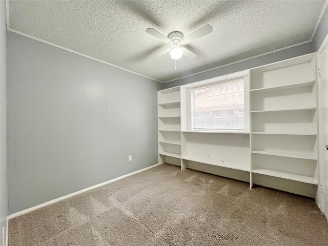 Building Photo - 5652 Conlin Dr