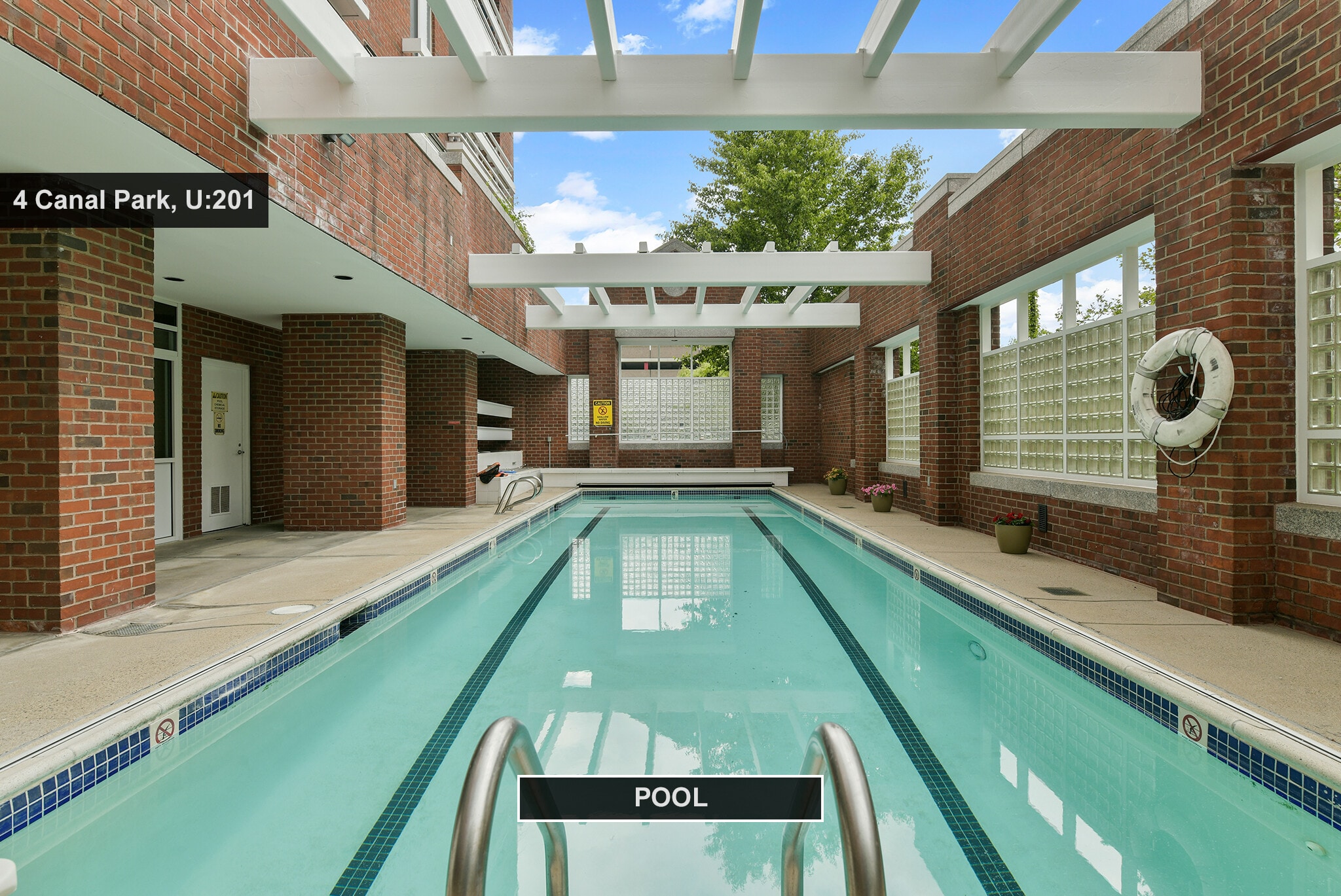 Building Photo - 4 Canal Park