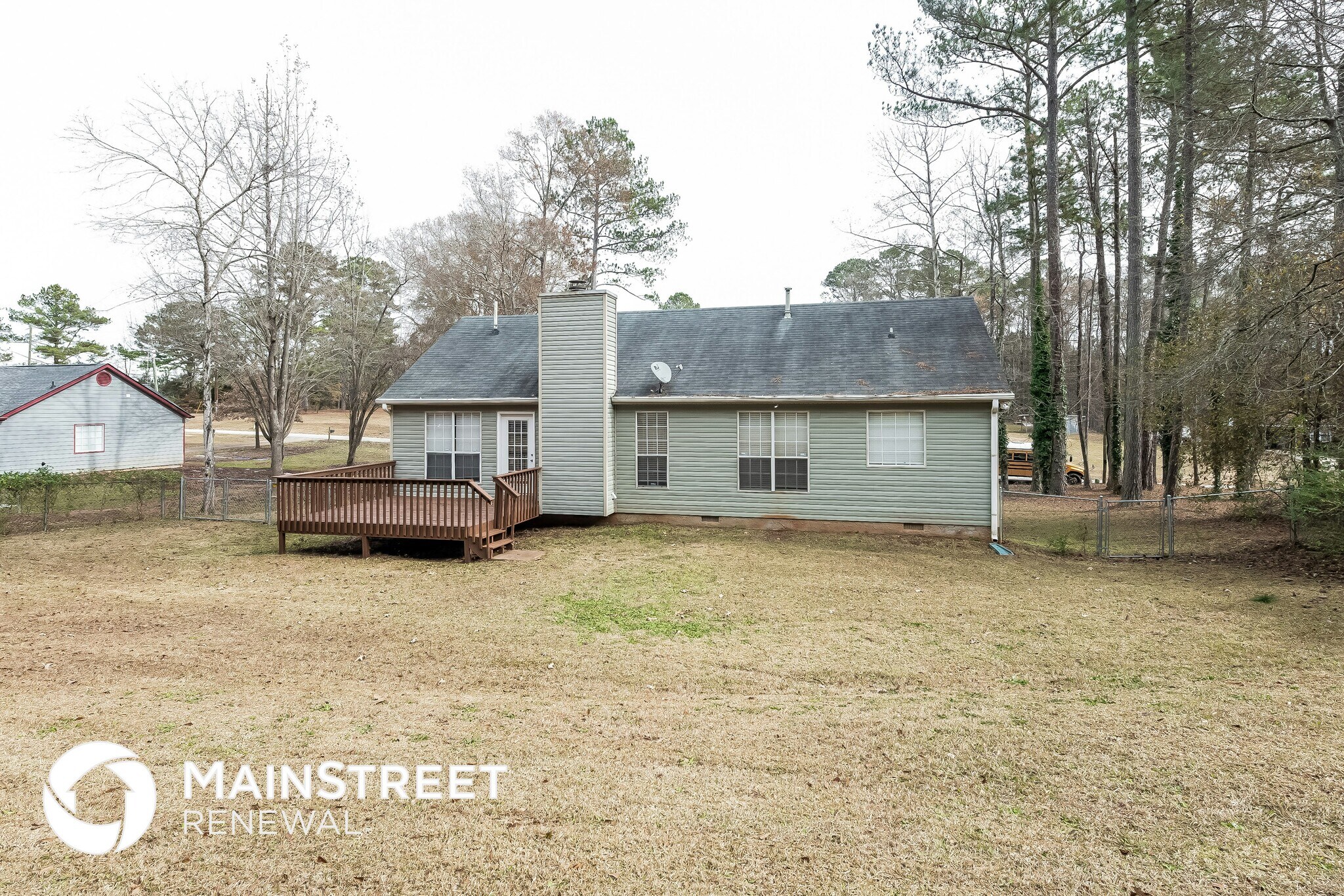 Building Photo - 18 Oakdale Dr