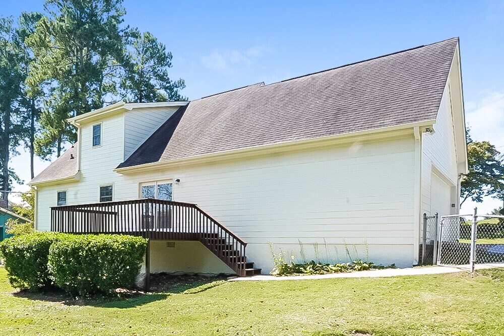 Building Photo - 529 Valleyview Dr