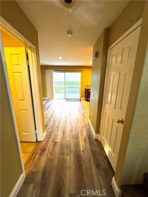 Building Photo - 804 St James Dr