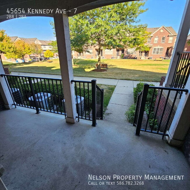 Building Photo - 45654 Kennedy Ave