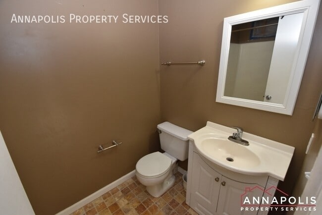 Building Photo - 10G Greystone Court-