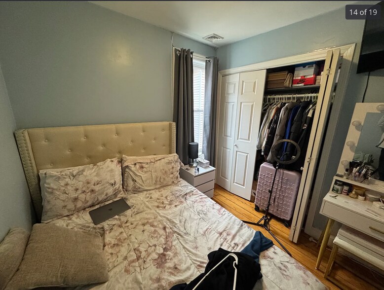 Building Photo - 30 Adams St