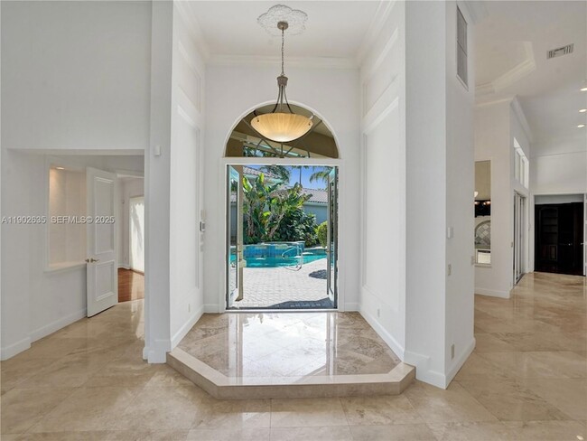 Building Photo - 16291 Bristol Pointe Dr