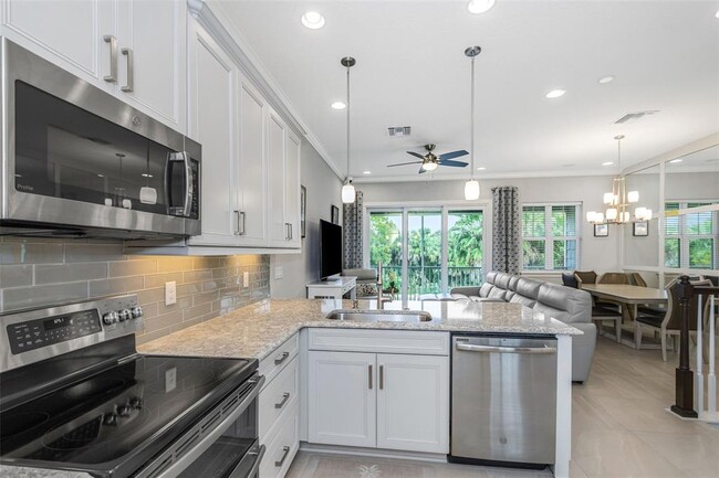 Building Photo - 4111 Rocky Shores Dr