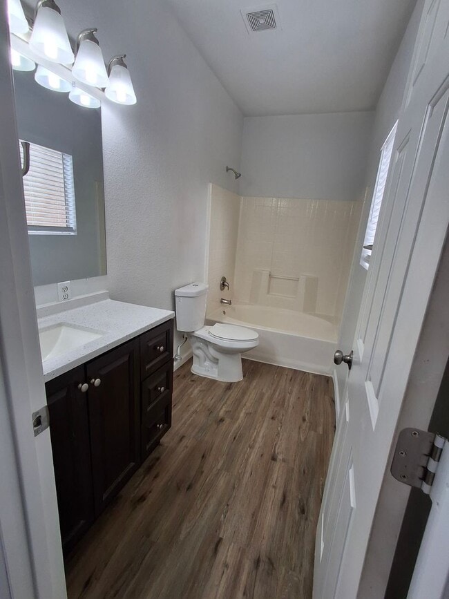 Building Photo - Free November Rent! Beautiful Home in Johnson Ranch! Fully Renovated! Waived Application fee!