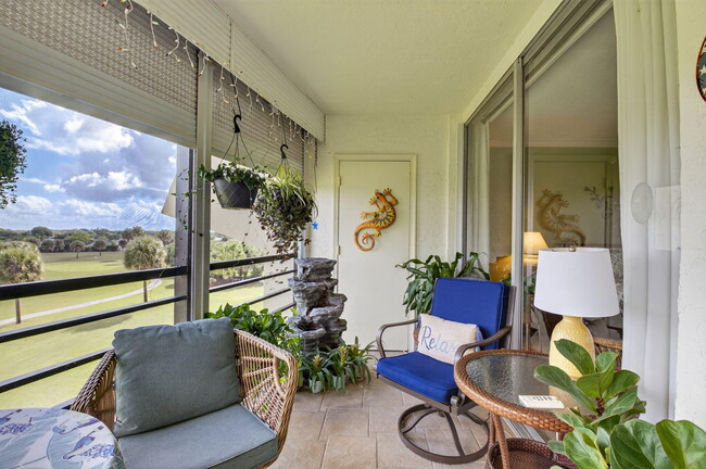 Building Photo - 23279 Barwood Ln N