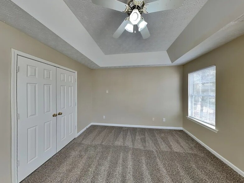 Building Photo - 4516 Swan Trce