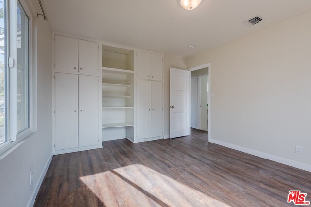 Building Photo - 6324 Goodland Ave