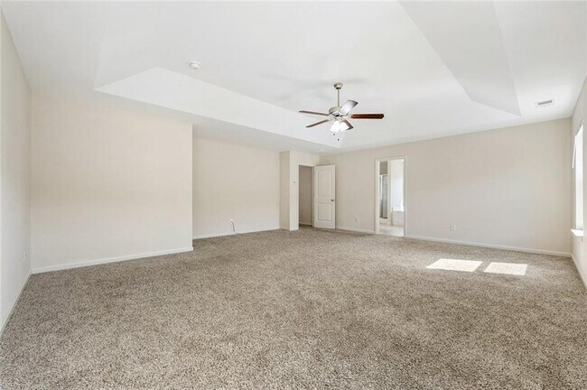Building Photo - 4467 Water Mill Dr
