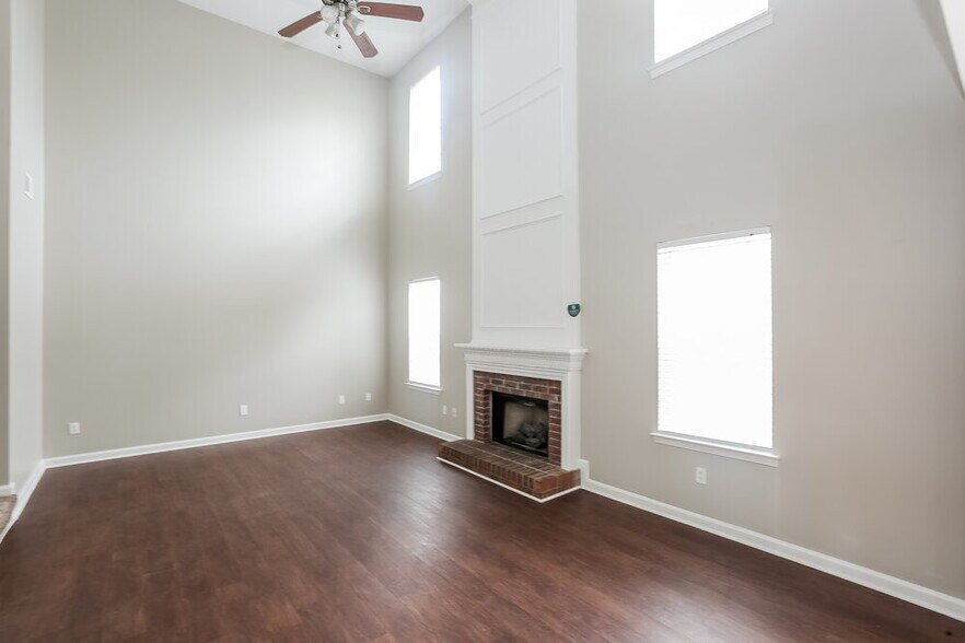 Building Photo - 10822 Northgate Trail Dr