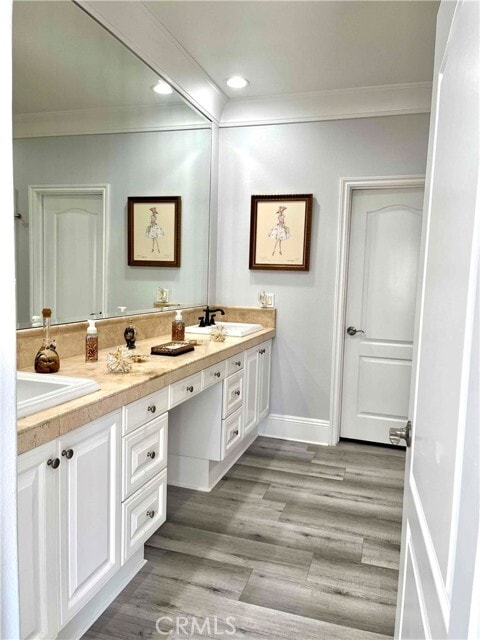 Building Photo - 1 Altino