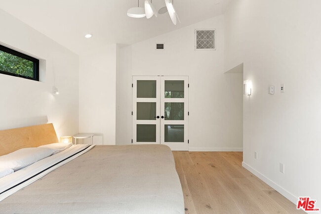 Building Photo - 4118 Higuera St